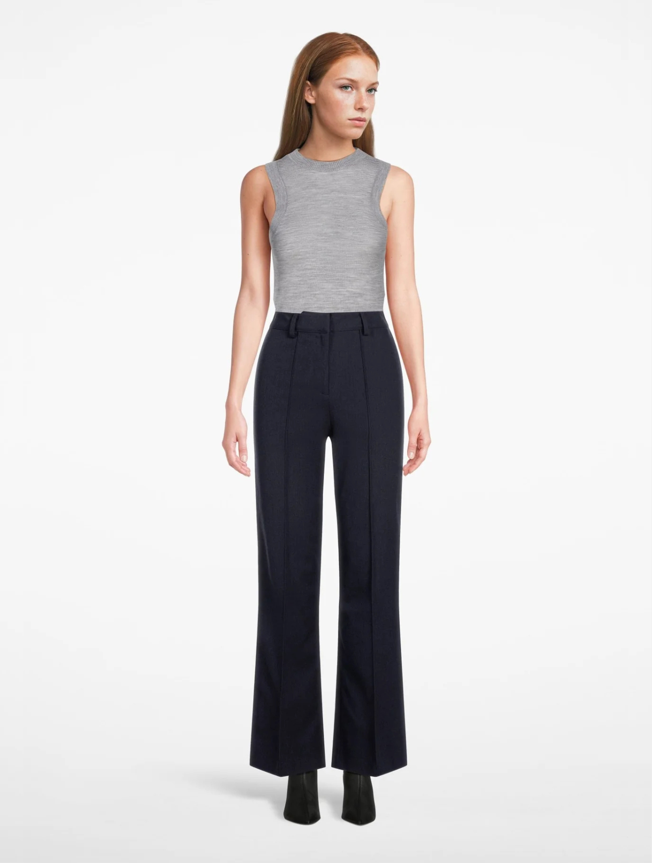 Gela Sleeveless Crew