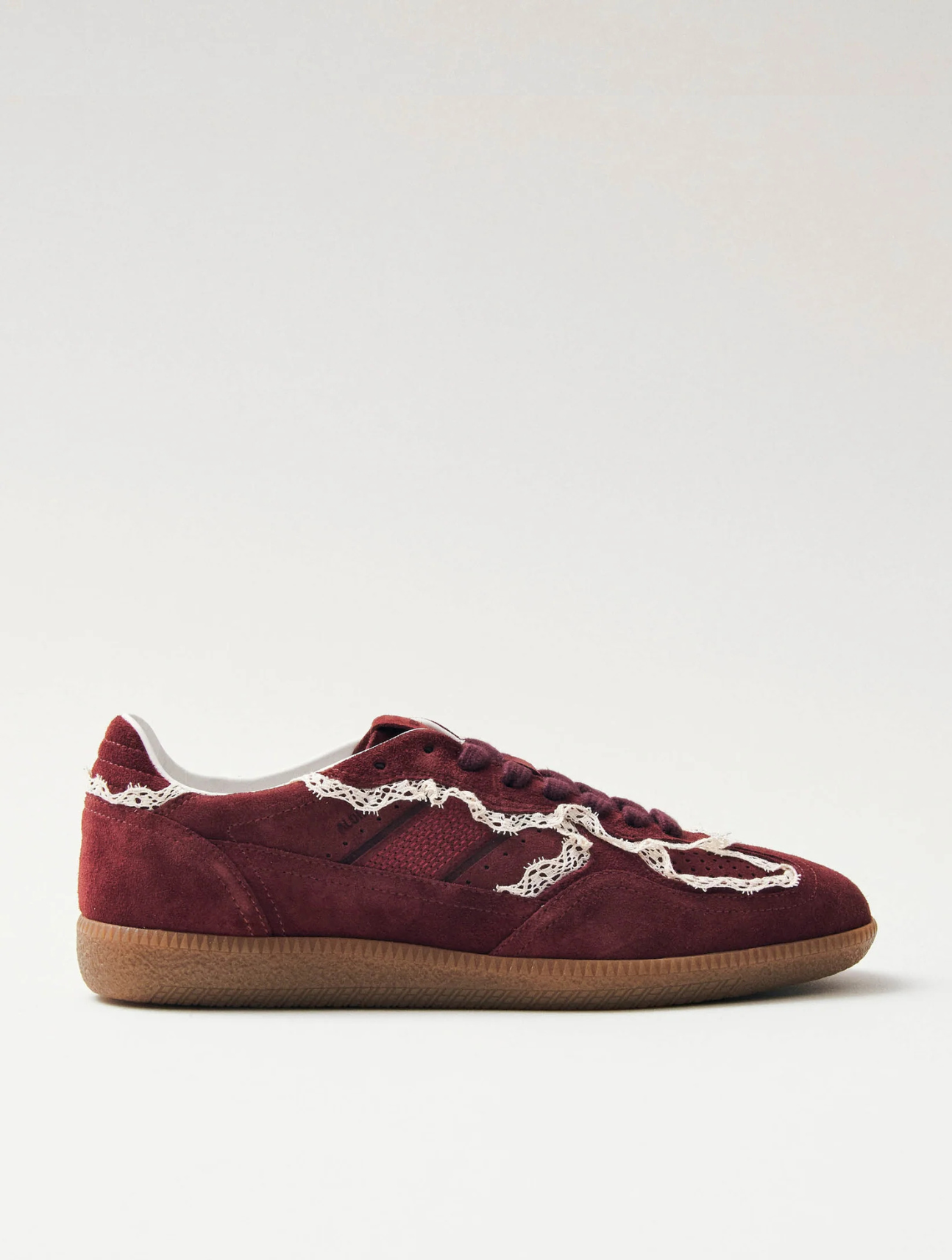 Tb. 490 Crochet Sneakers