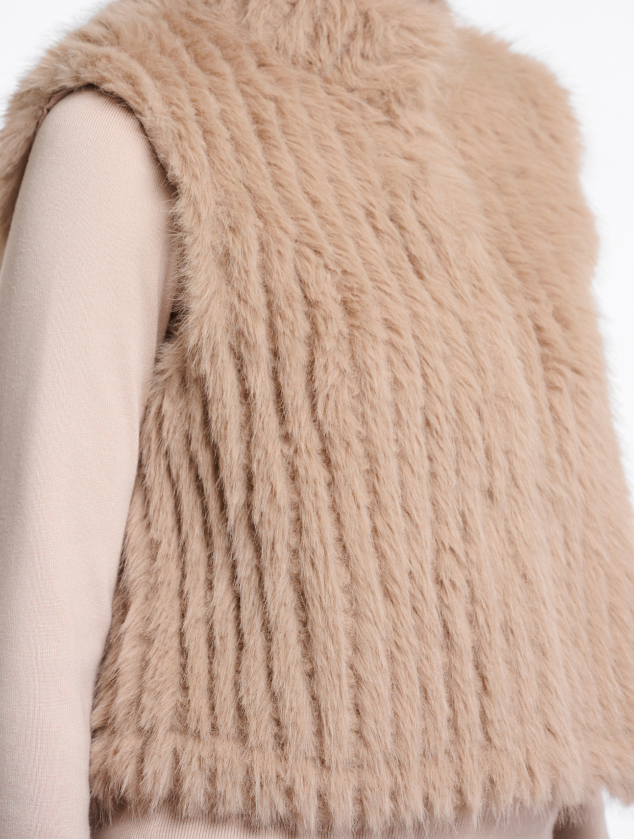 Dava Vest