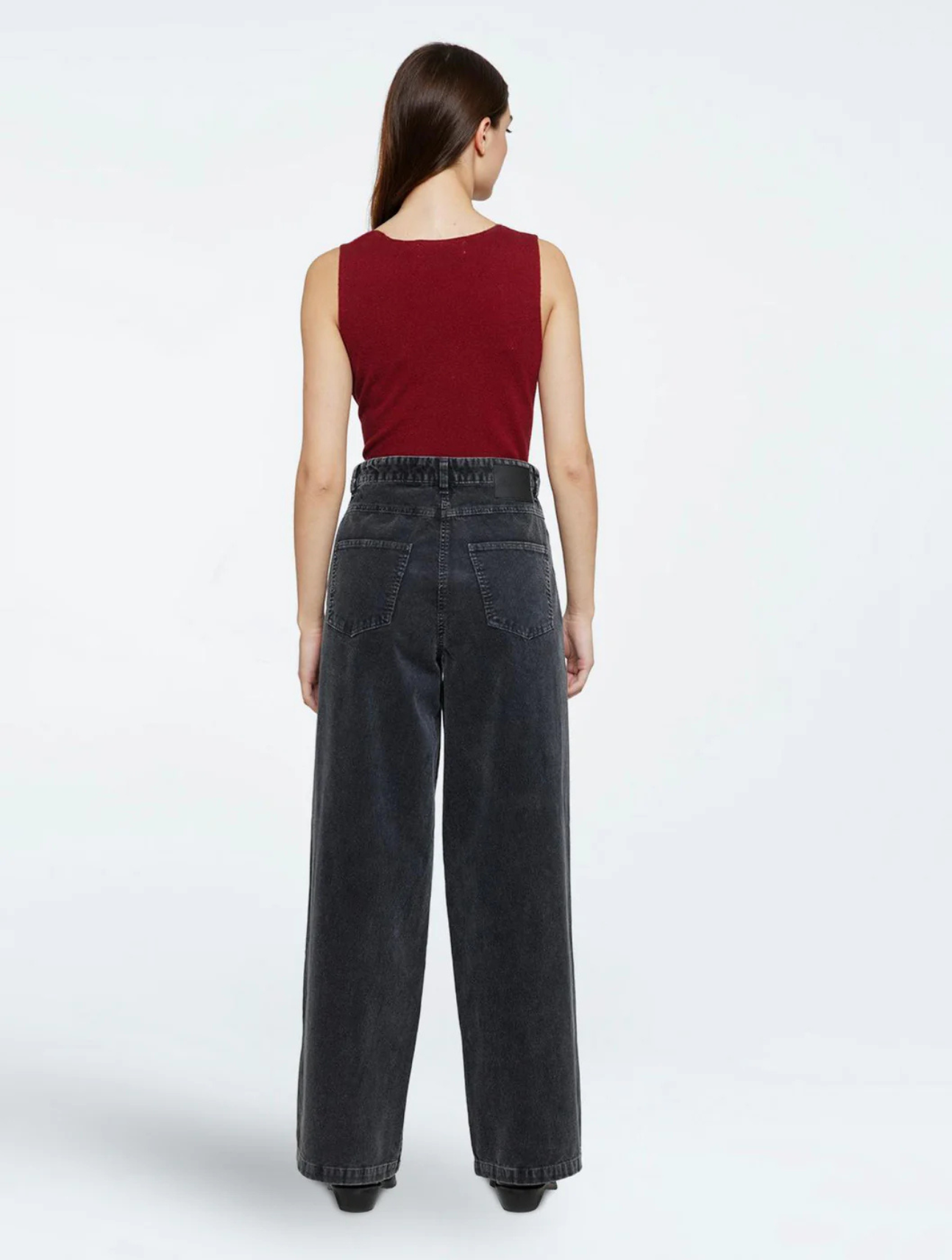 Aiyas Corduroy Pants