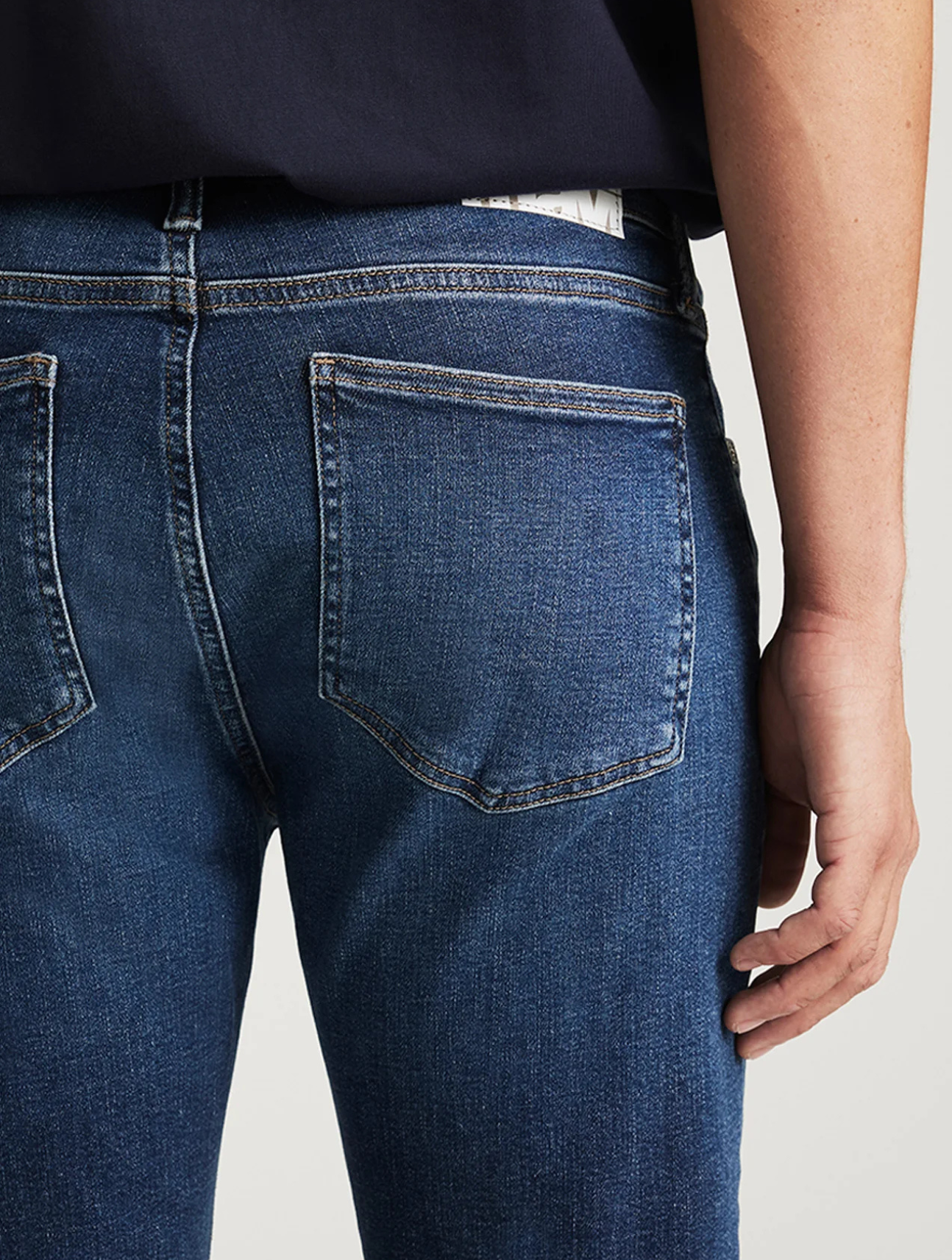 Zach Straight Leg Jeans