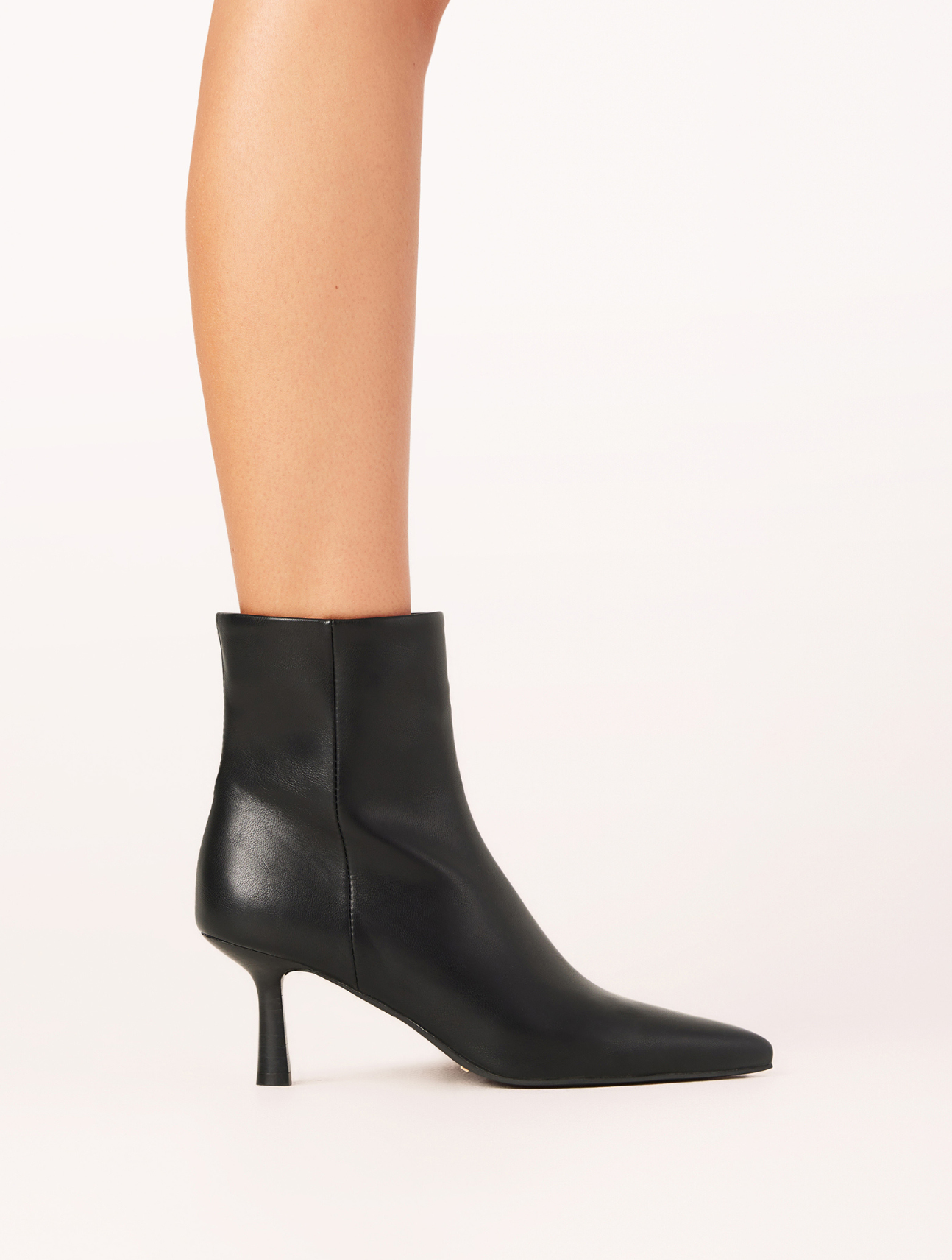 Quinley Boots