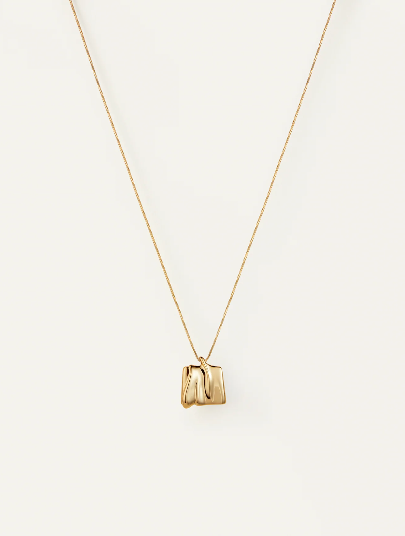 Sundra Pendant Necklace