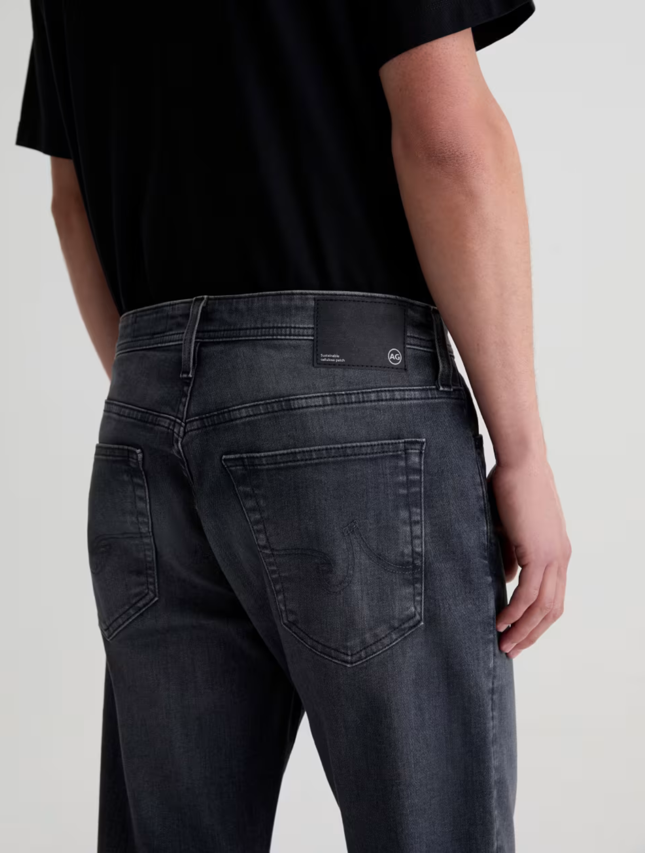 Everett Slim Straight