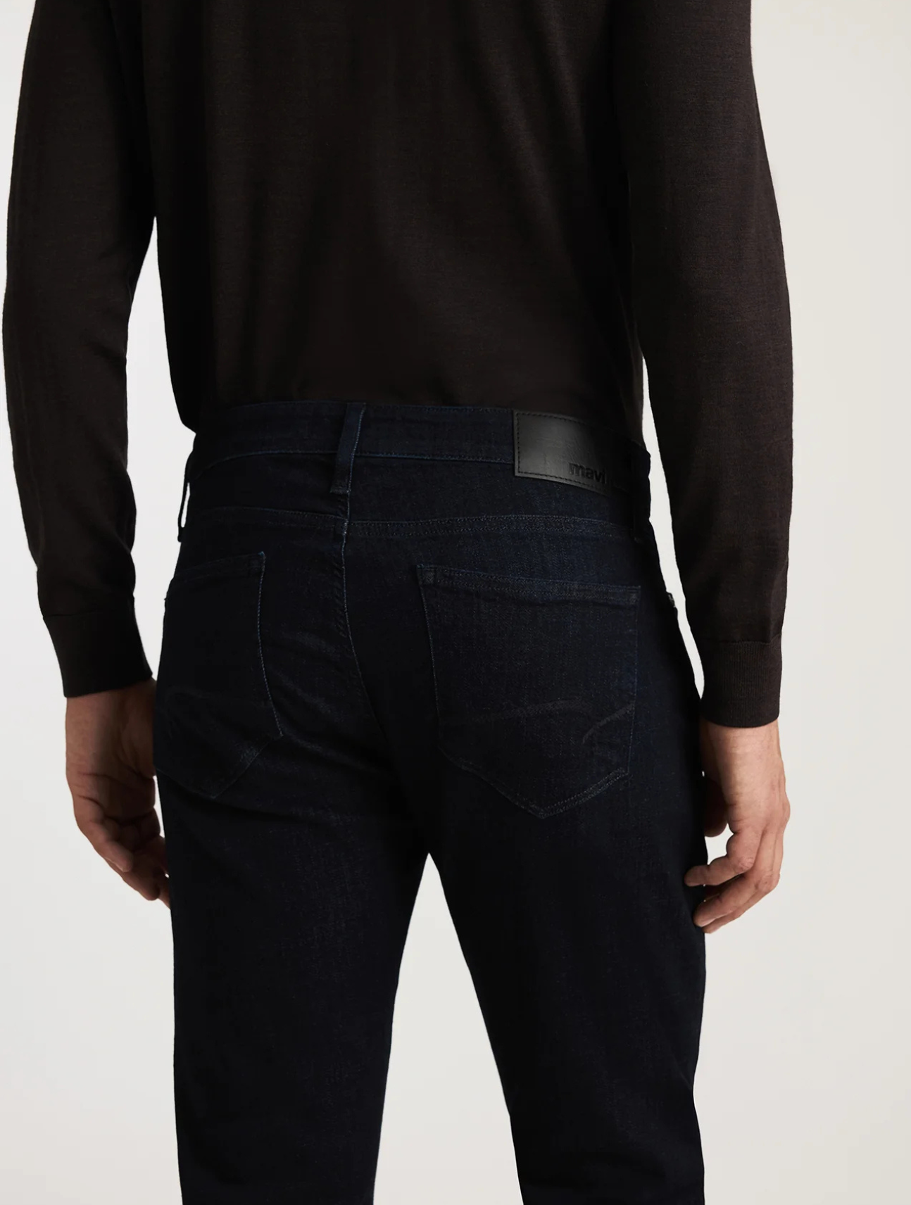 Marcus Slim Straight