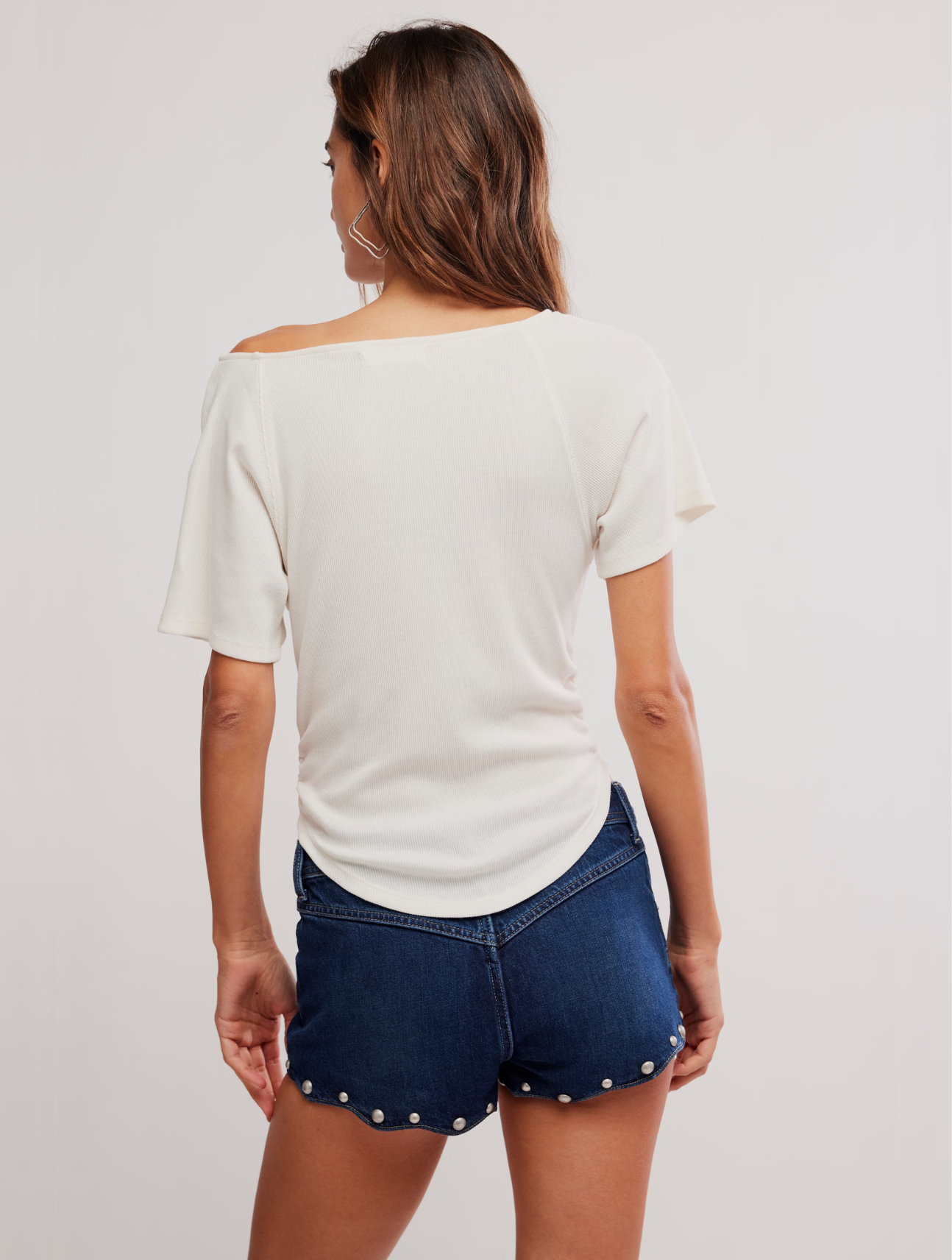 Lucy Off Shoulder Tee