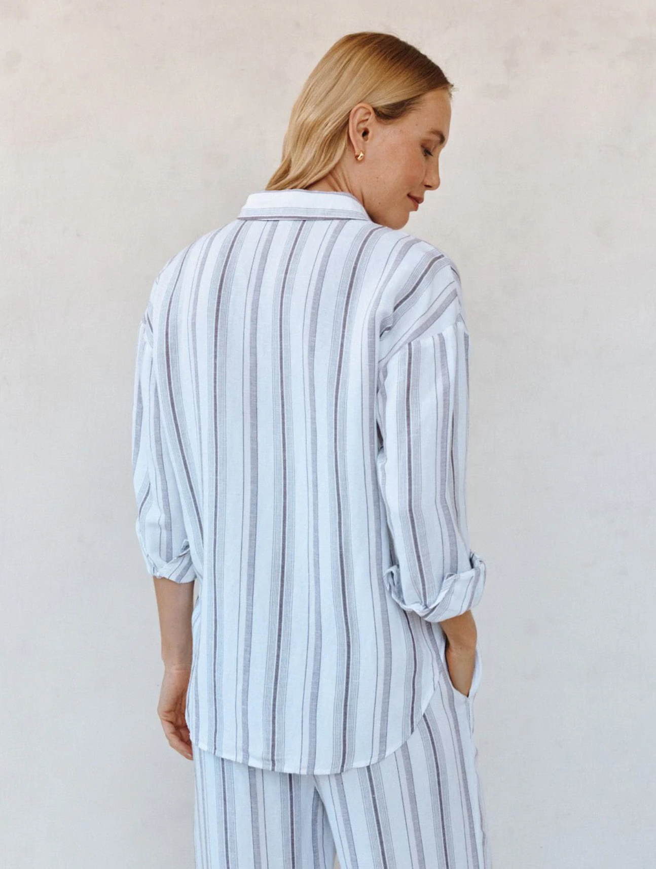 Oversized Clean Shirt