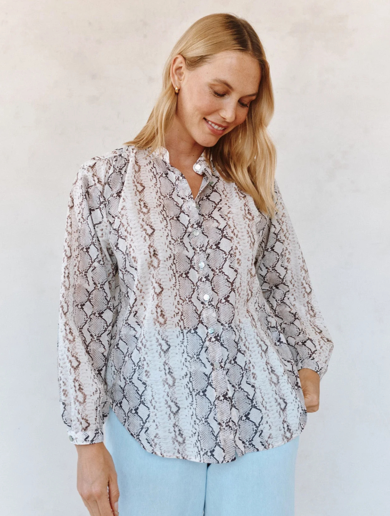 Shirred Mandarin Collar Shirt