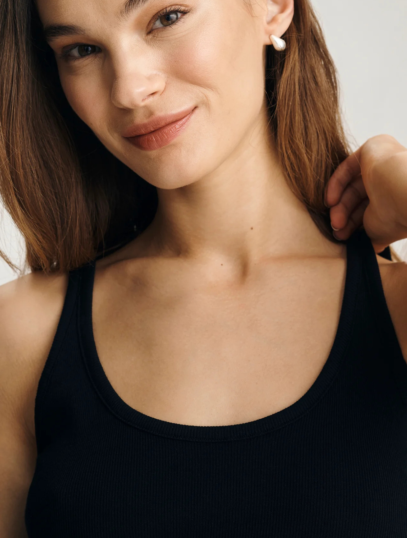 Ribbed Scoop Neck Tank Top