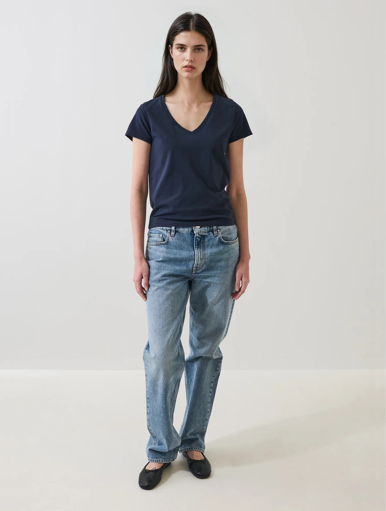 Pima Cotton Stretch Slim V-Neck T-Shirt