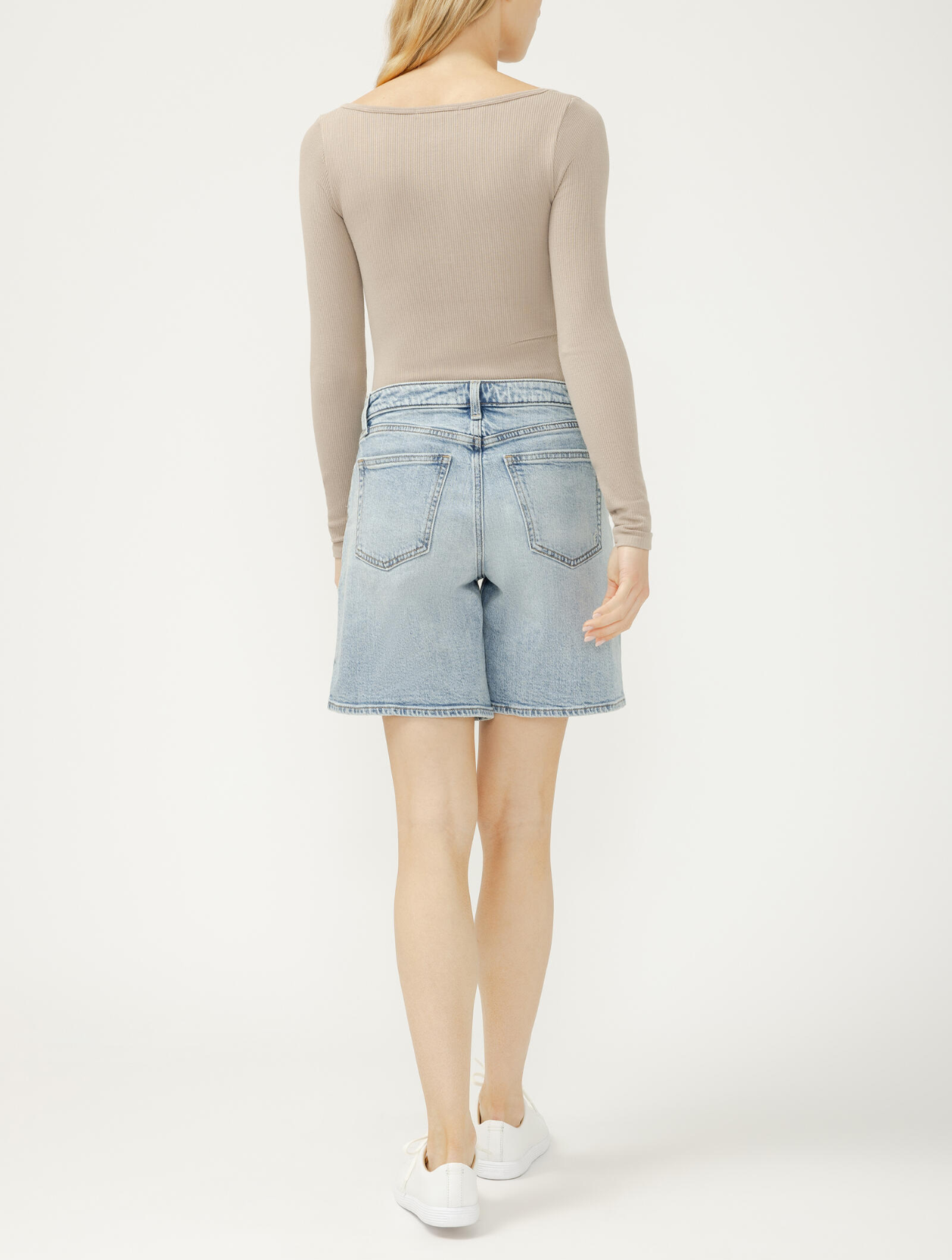 Loose & Low Rise Shorts