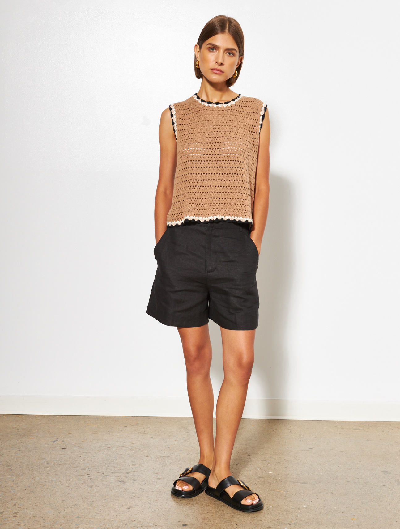 Alix Vest