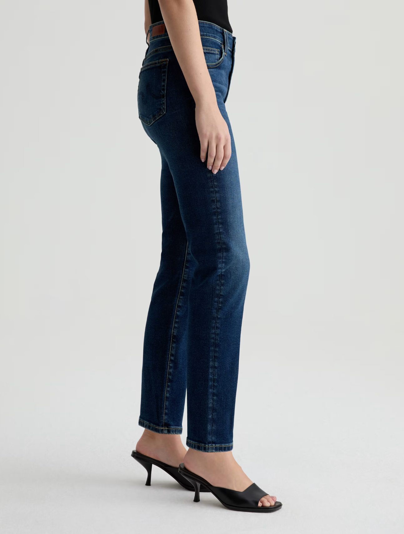 Mari Crop