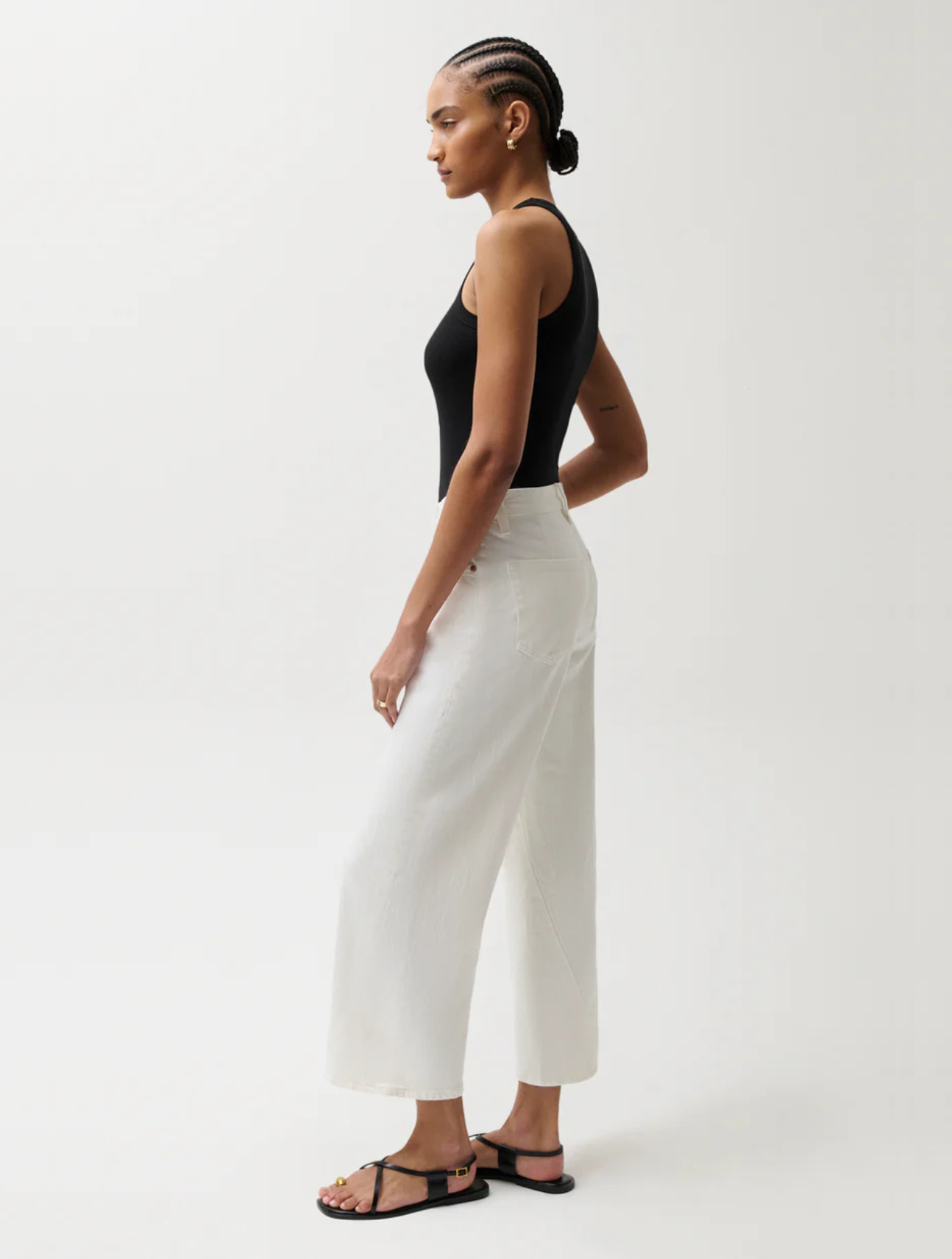 Kyra High Rise Bowed Ankle
