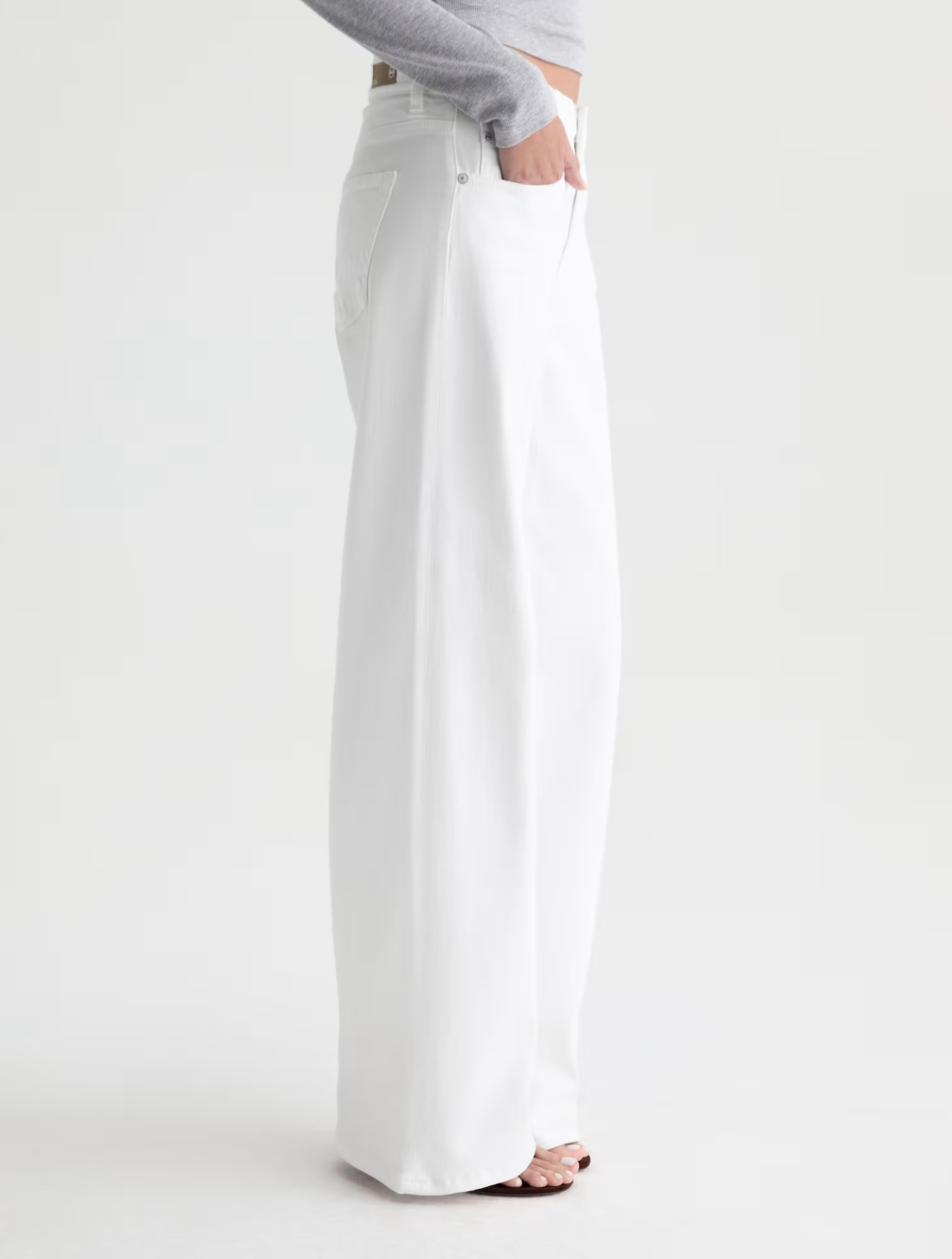 Adria Low Rise Wide