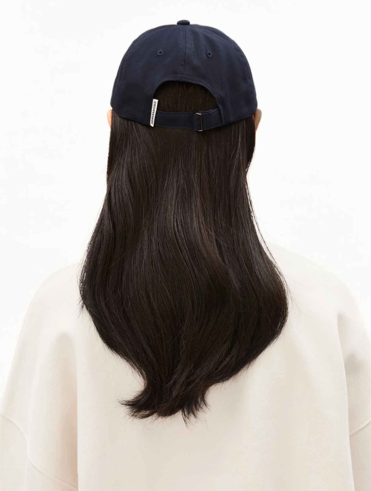 Yenaas Bold Cap