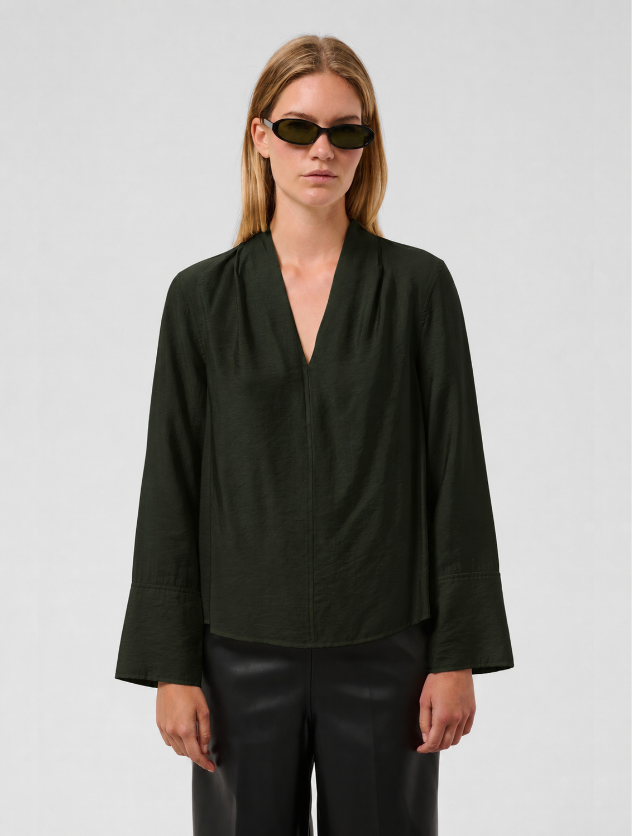 Leodora V-Neck Blouse