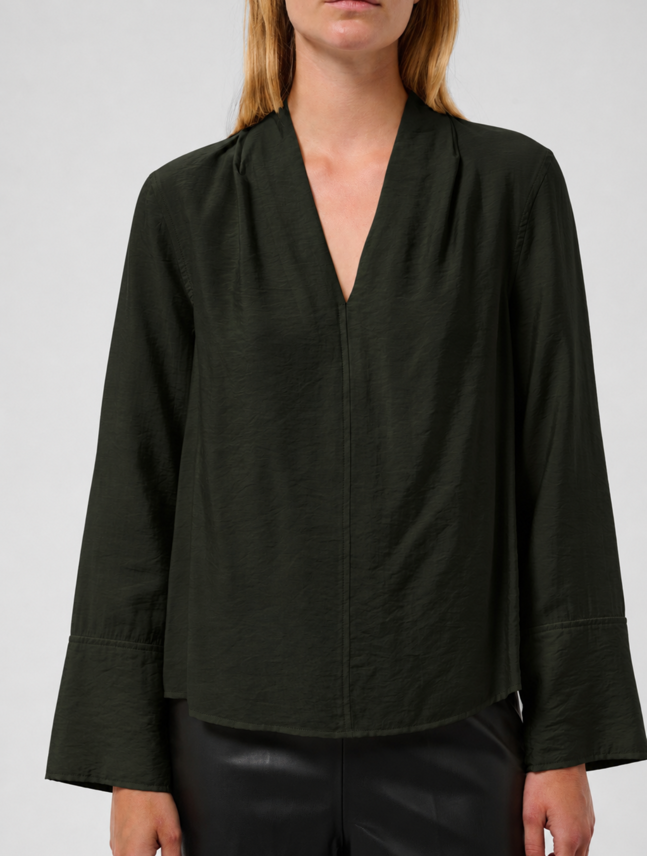 Leodora V-Neck Blouse