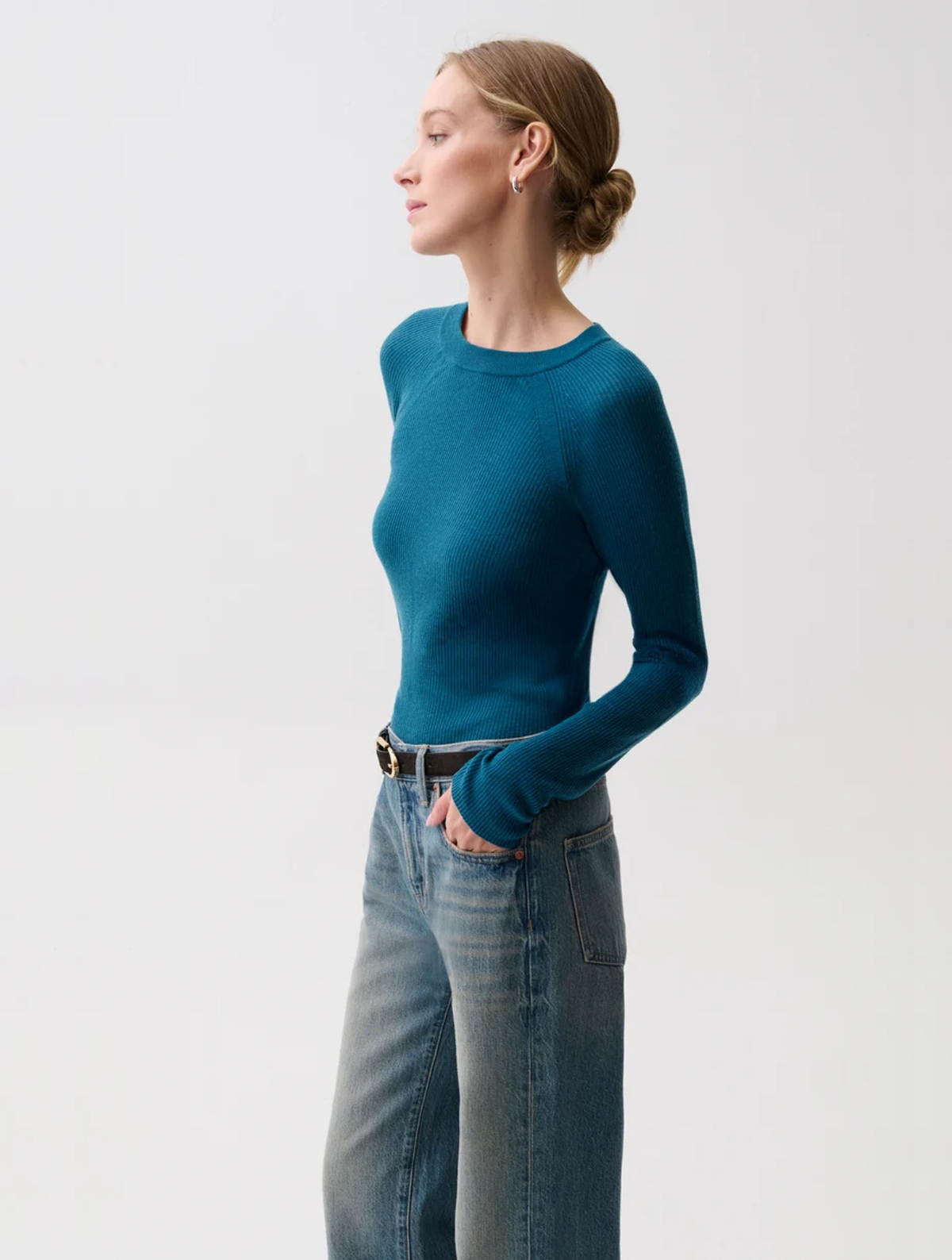 Juno Featherweight Sweater