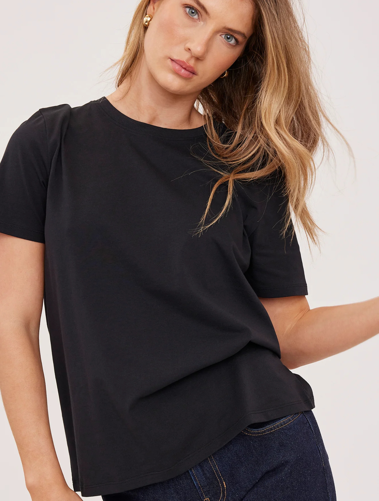 Victoria T-Shirt