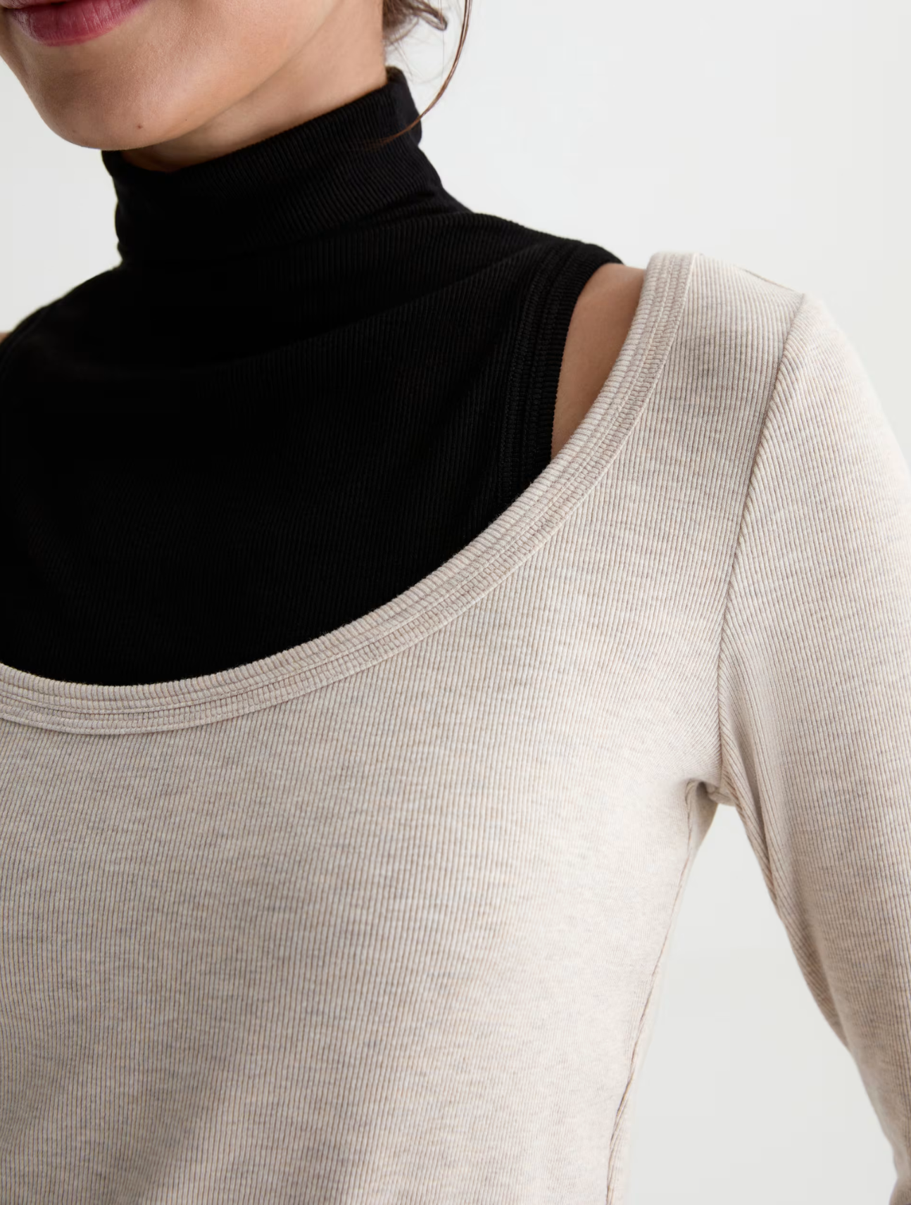Gia Long Sleeve