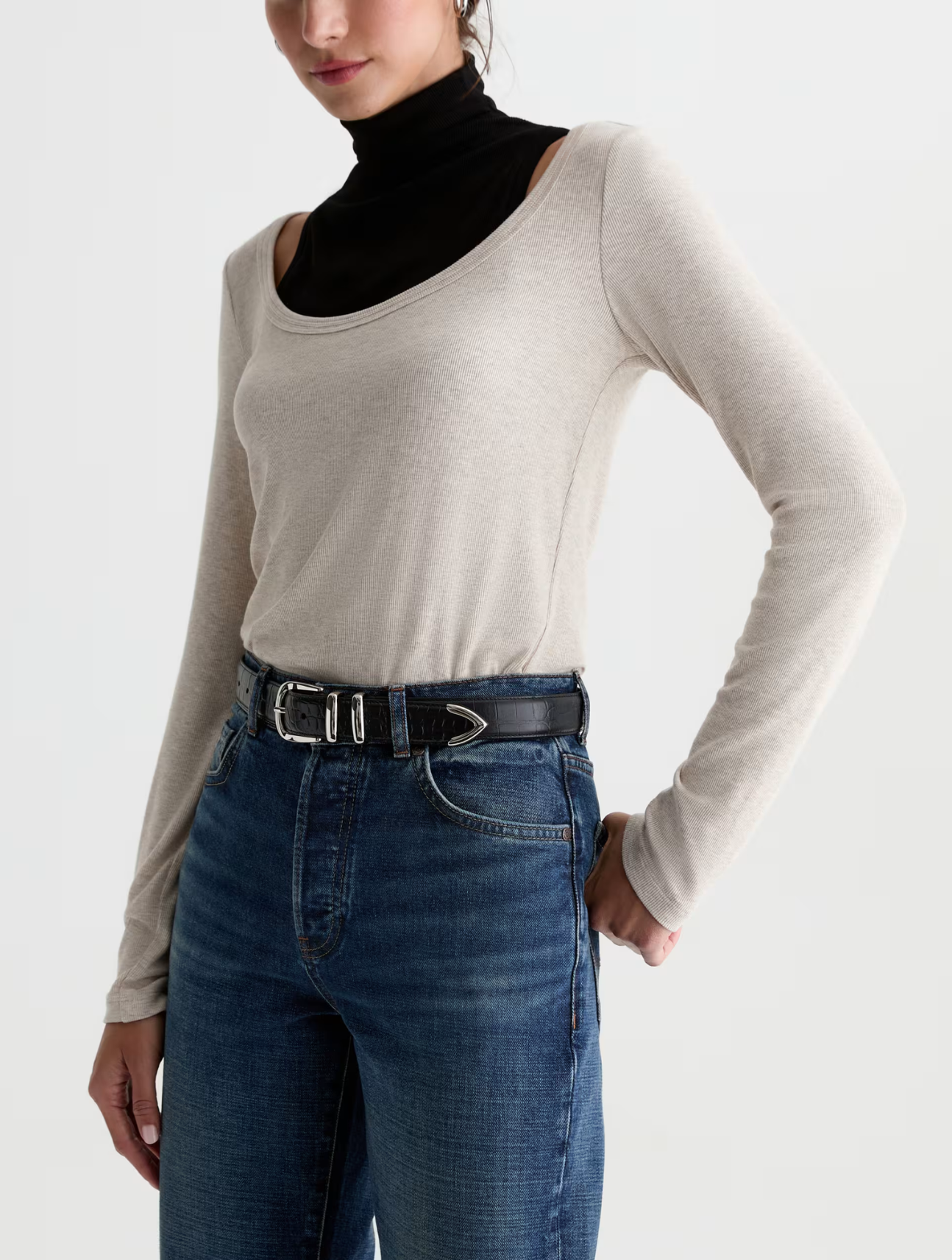 Gia Long Sleeve