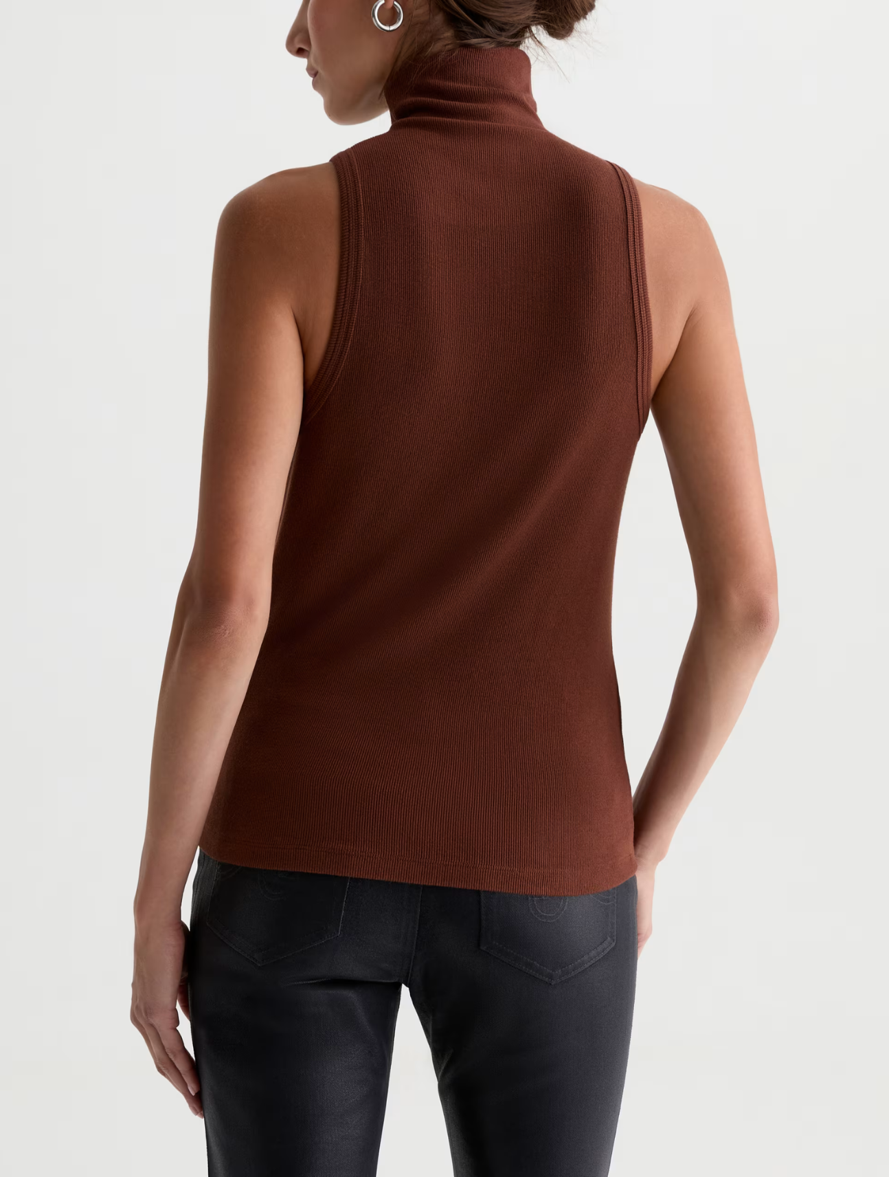Faey Sleeveless Turtleneck