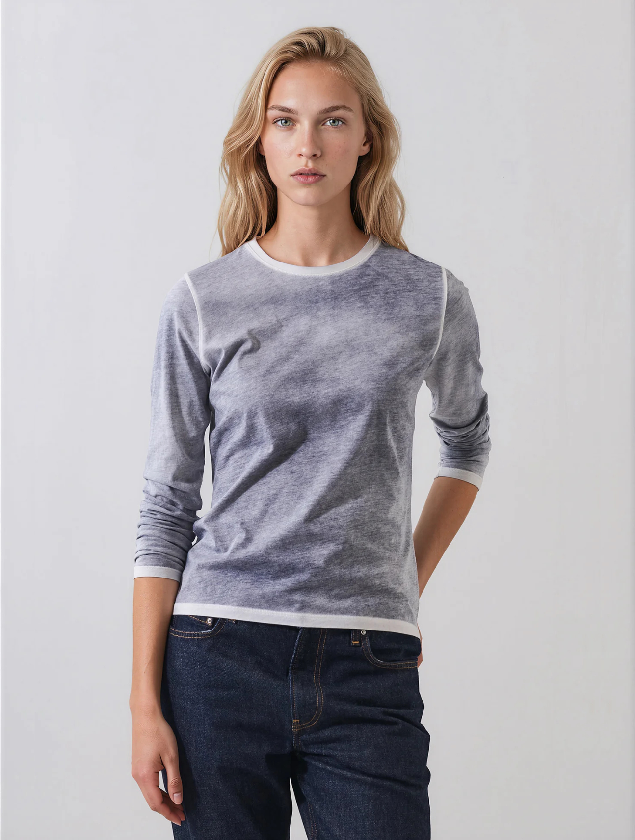 Reverse Spray Lightweight Long Sleeve