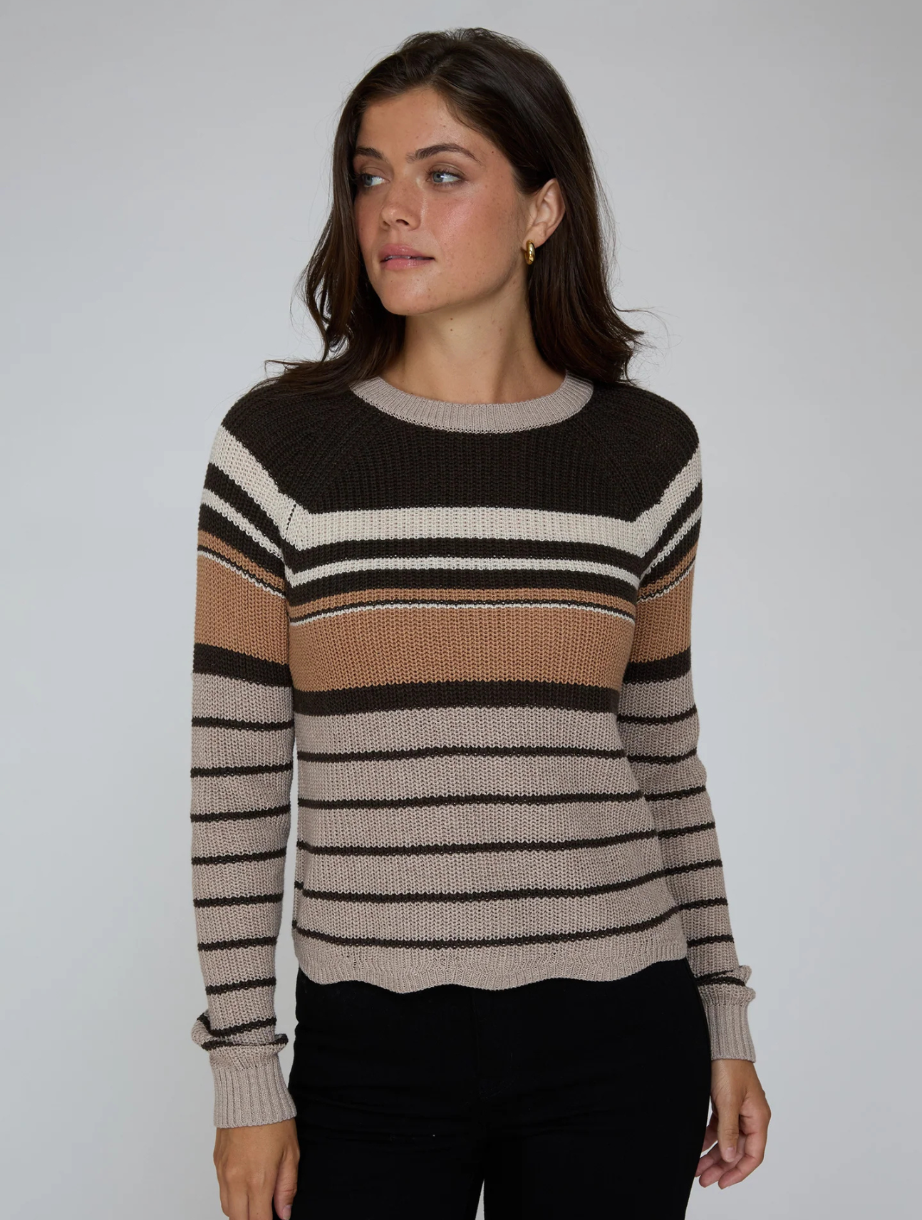 Engineered Stripe Scalloped Shaker Crew