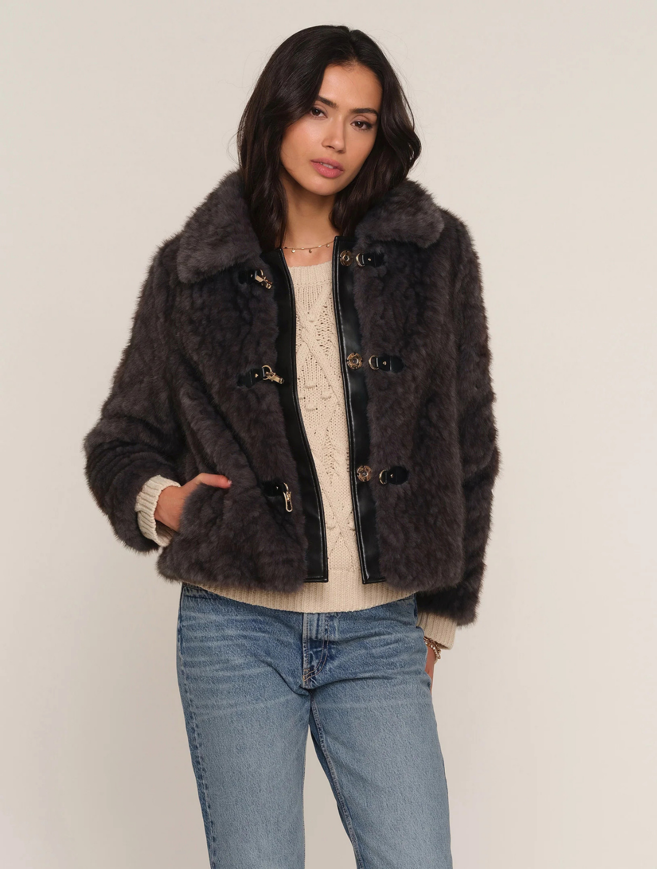 Dela Jacket