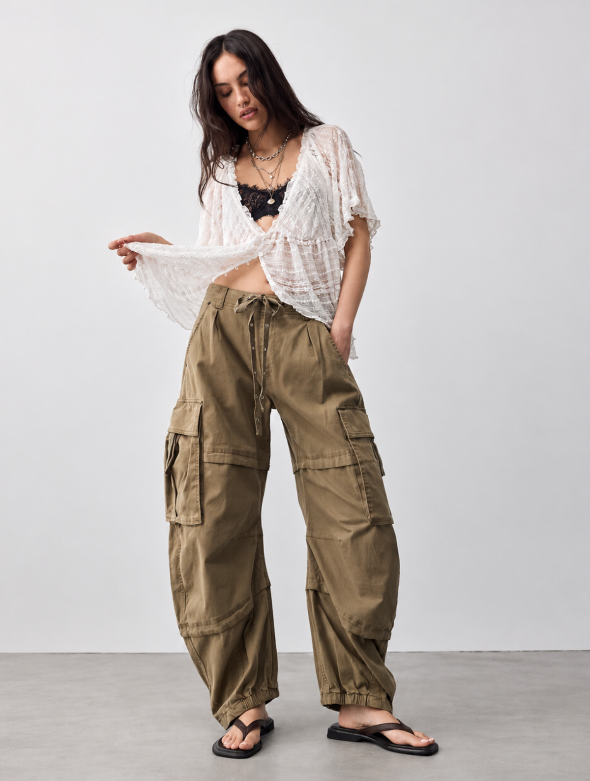 Curved Twill Cargo Pants