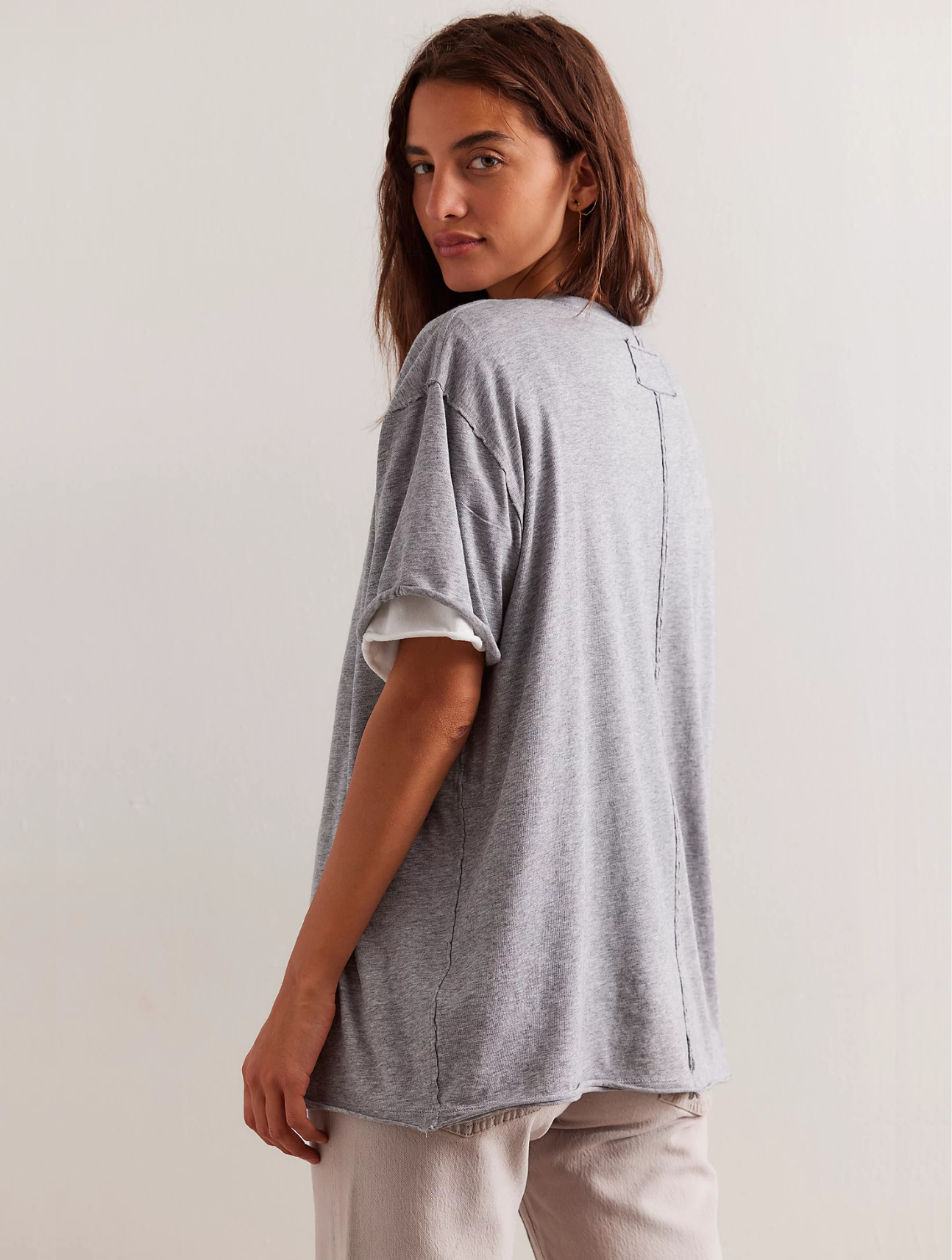 Nina Tee