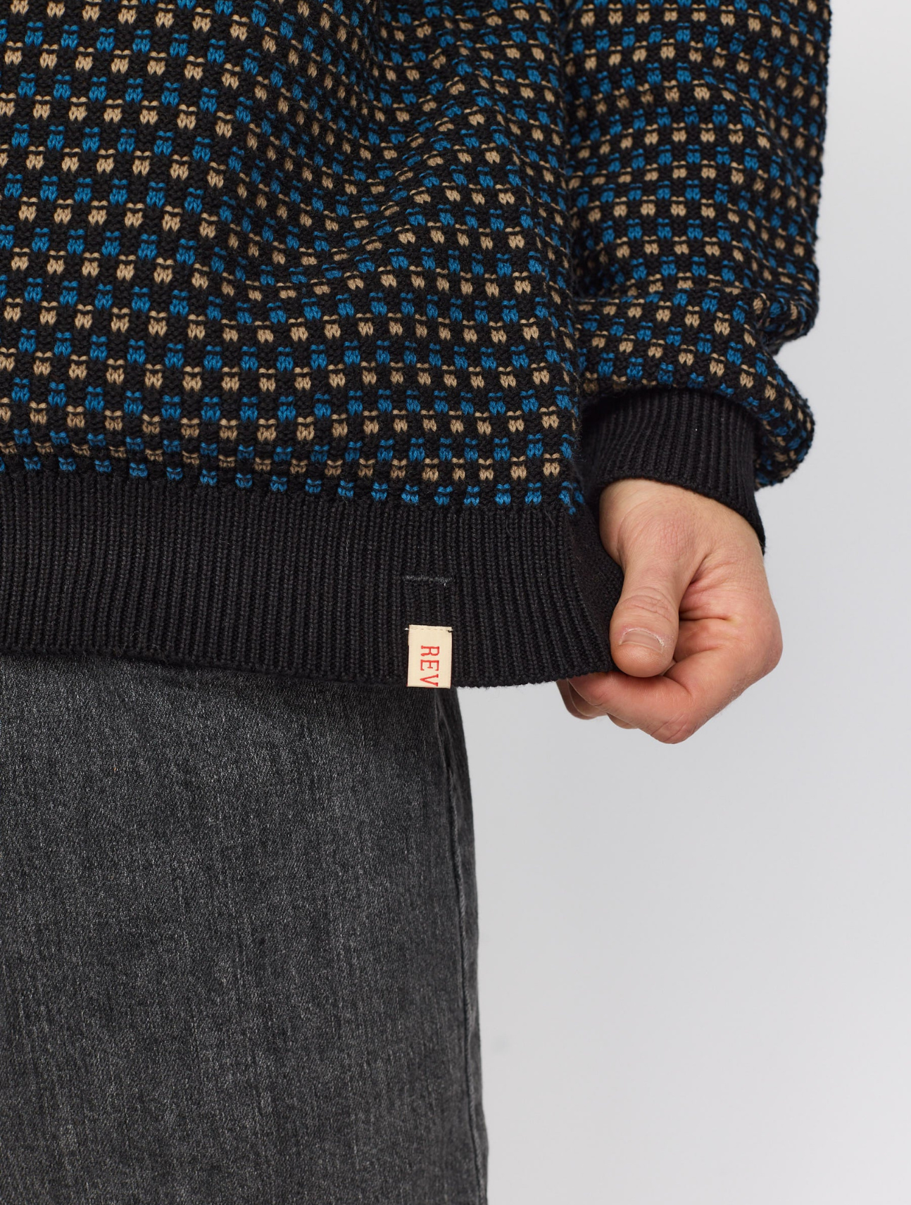 6613 Loose Knit Sweater
