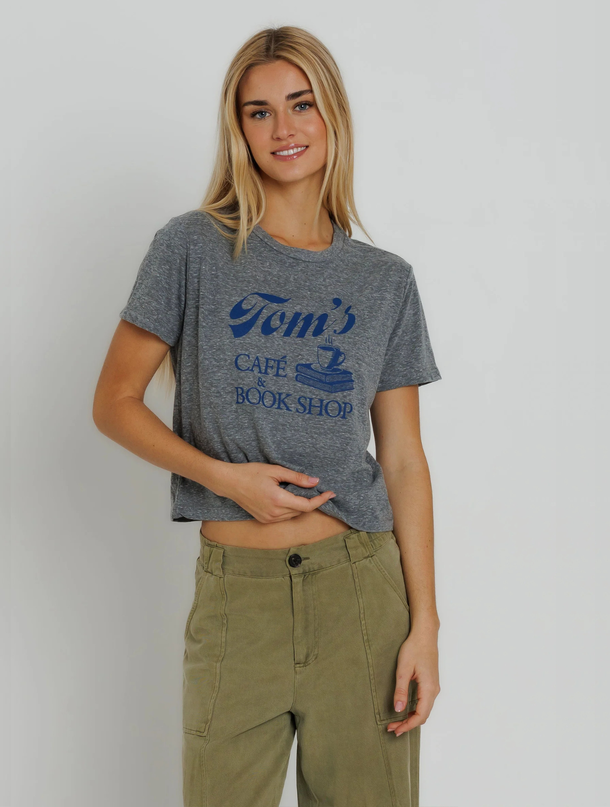 Tom's Cafe Book Shop Everyday Tee