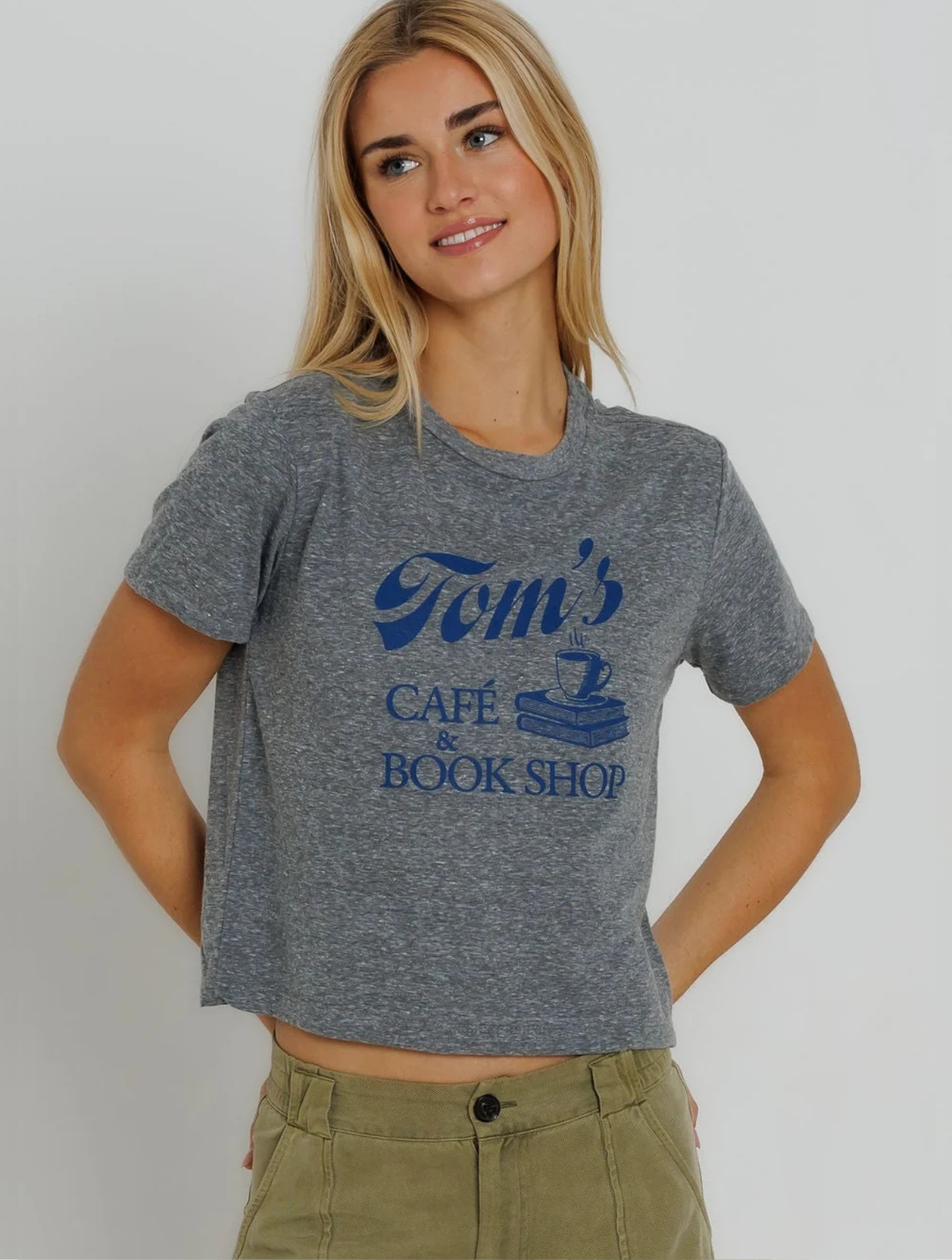 Tom's Cafe Book Shop Everyday Tee