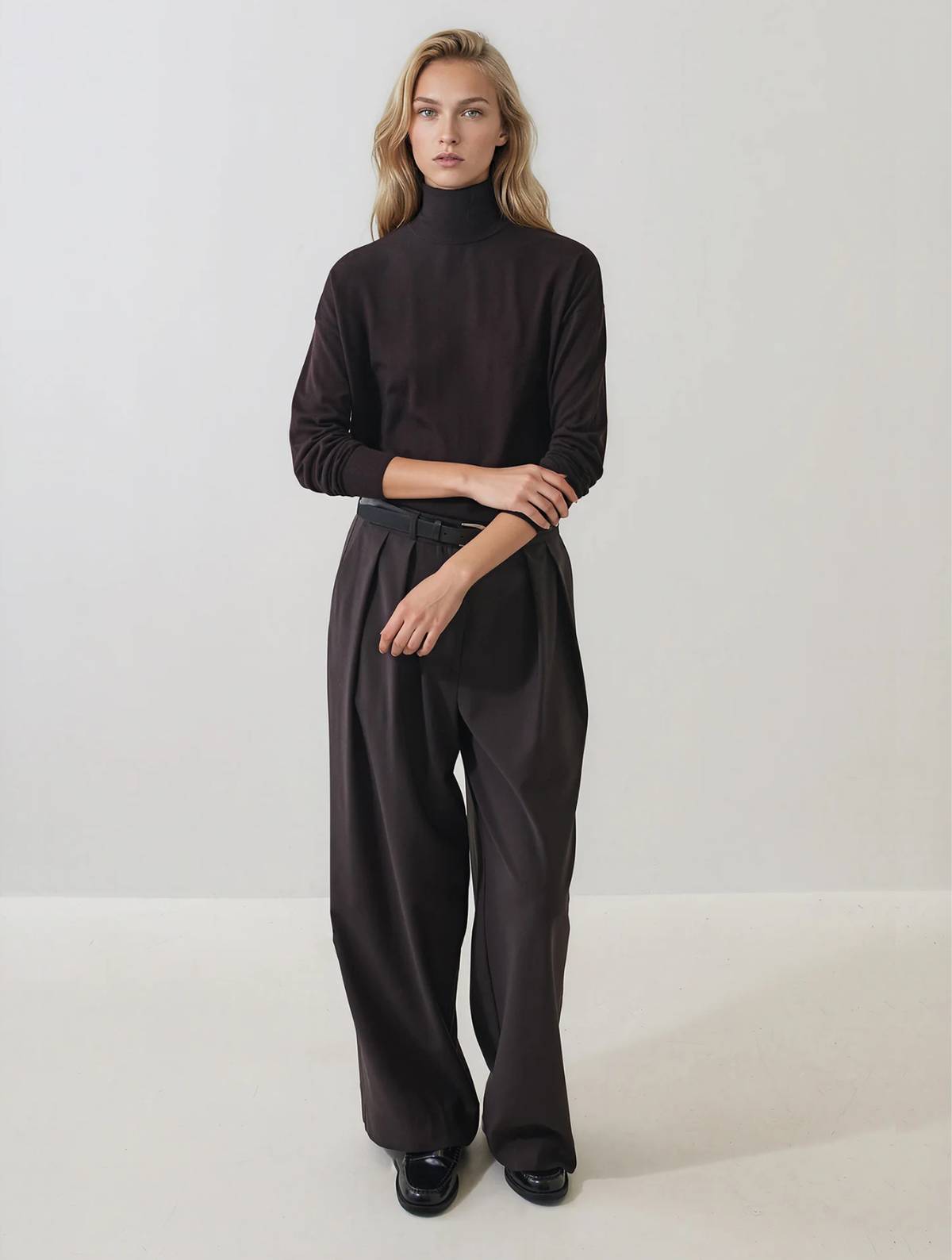 Extra-Fine Merino Relaxed Turtleneck