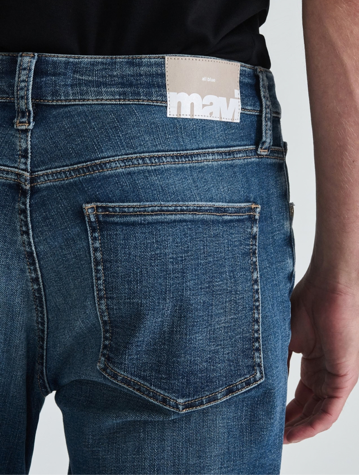 Steve Athletic Fit Jeans