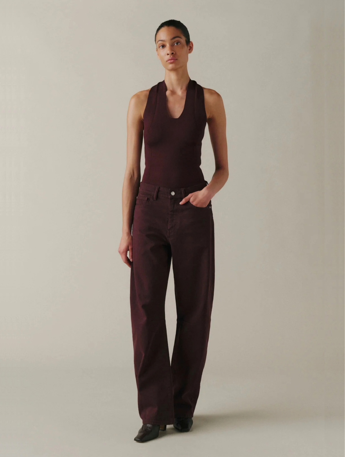 BNA Soft Curve Barrel Jeans