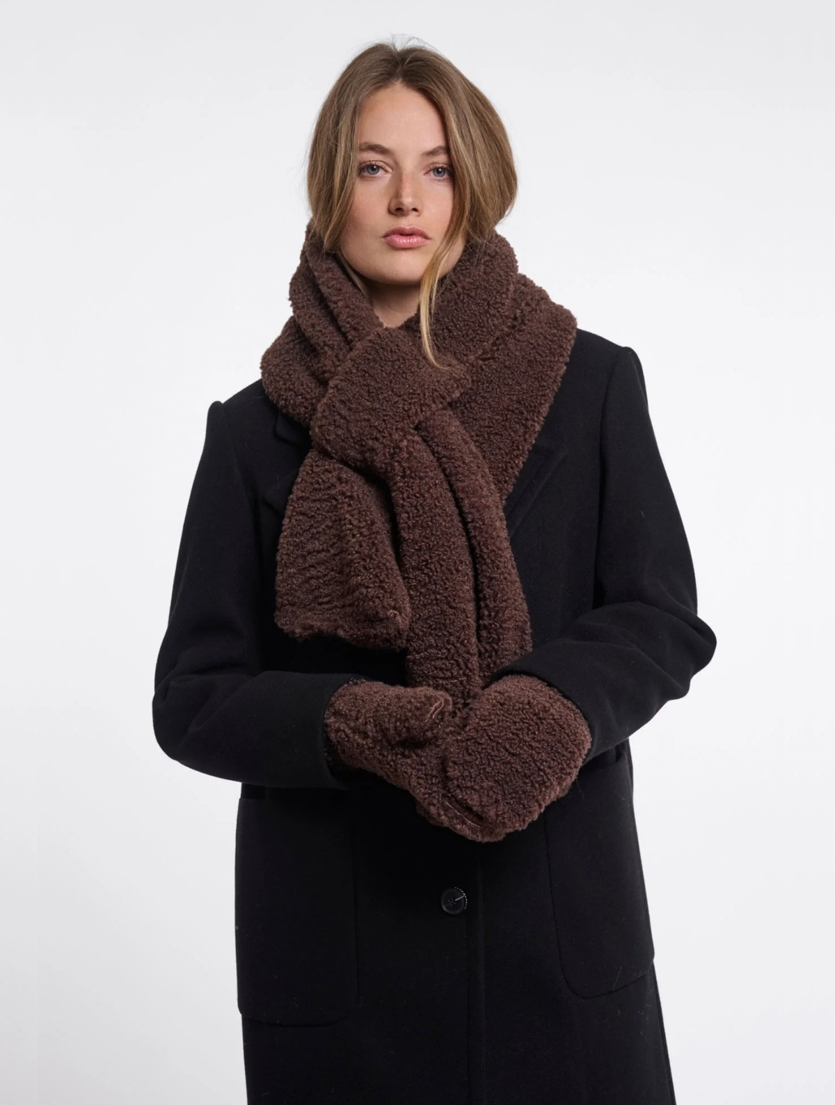 Aleida Teddy Gloves