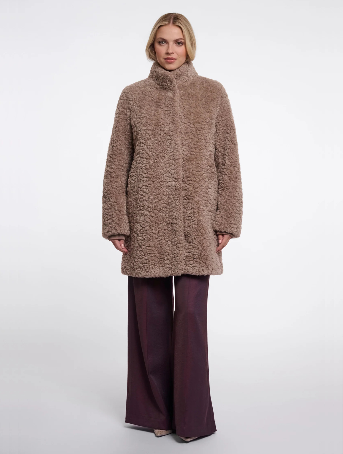 Lexis Coat