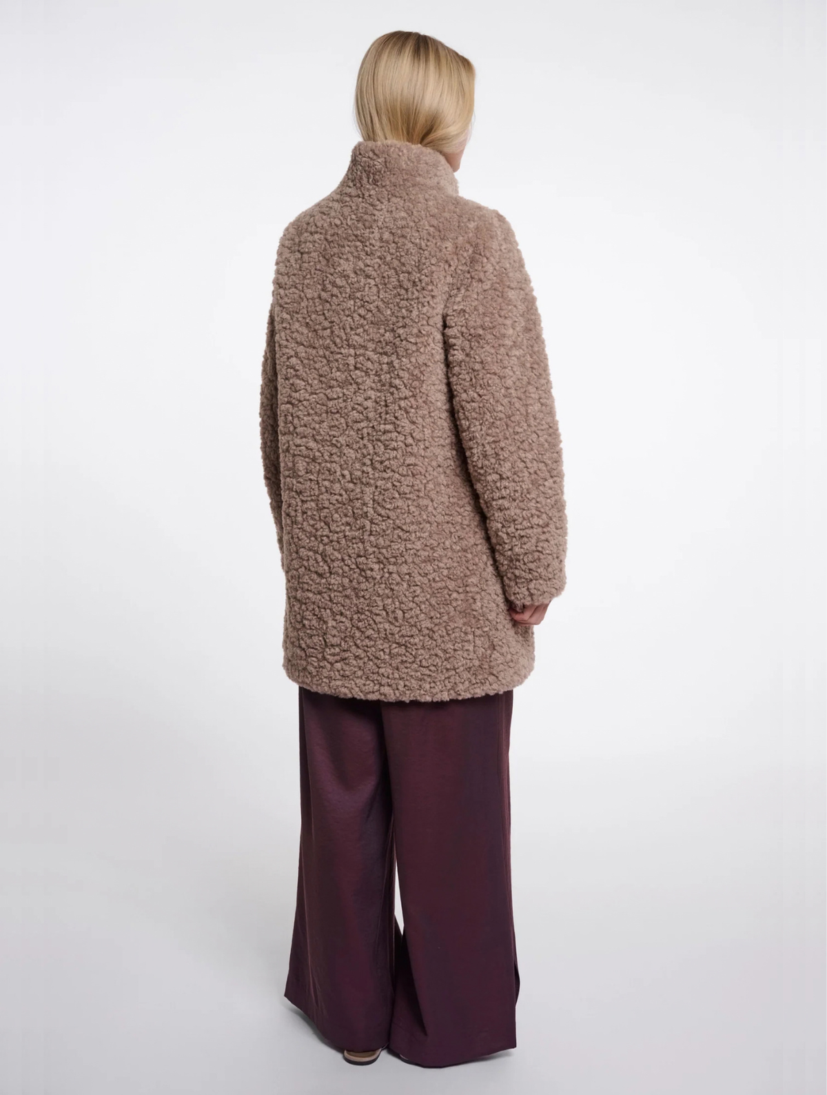 Lexis Coat
