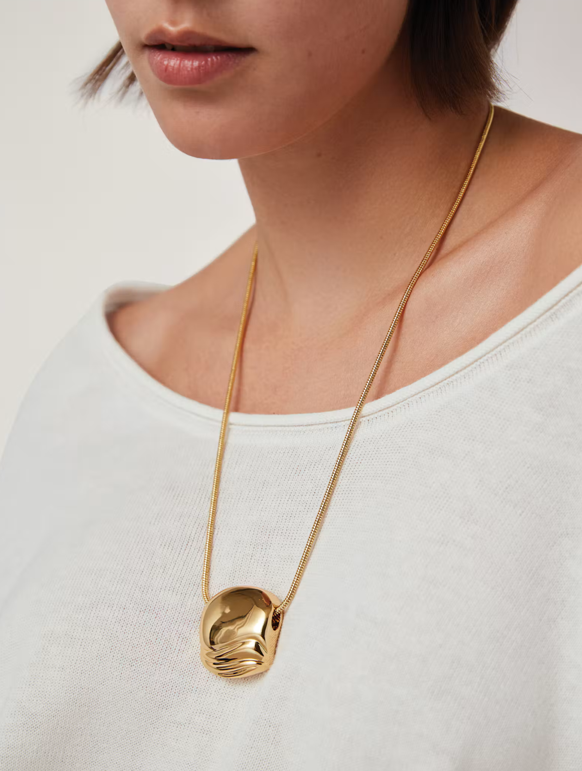 Rue Pendant Necklace