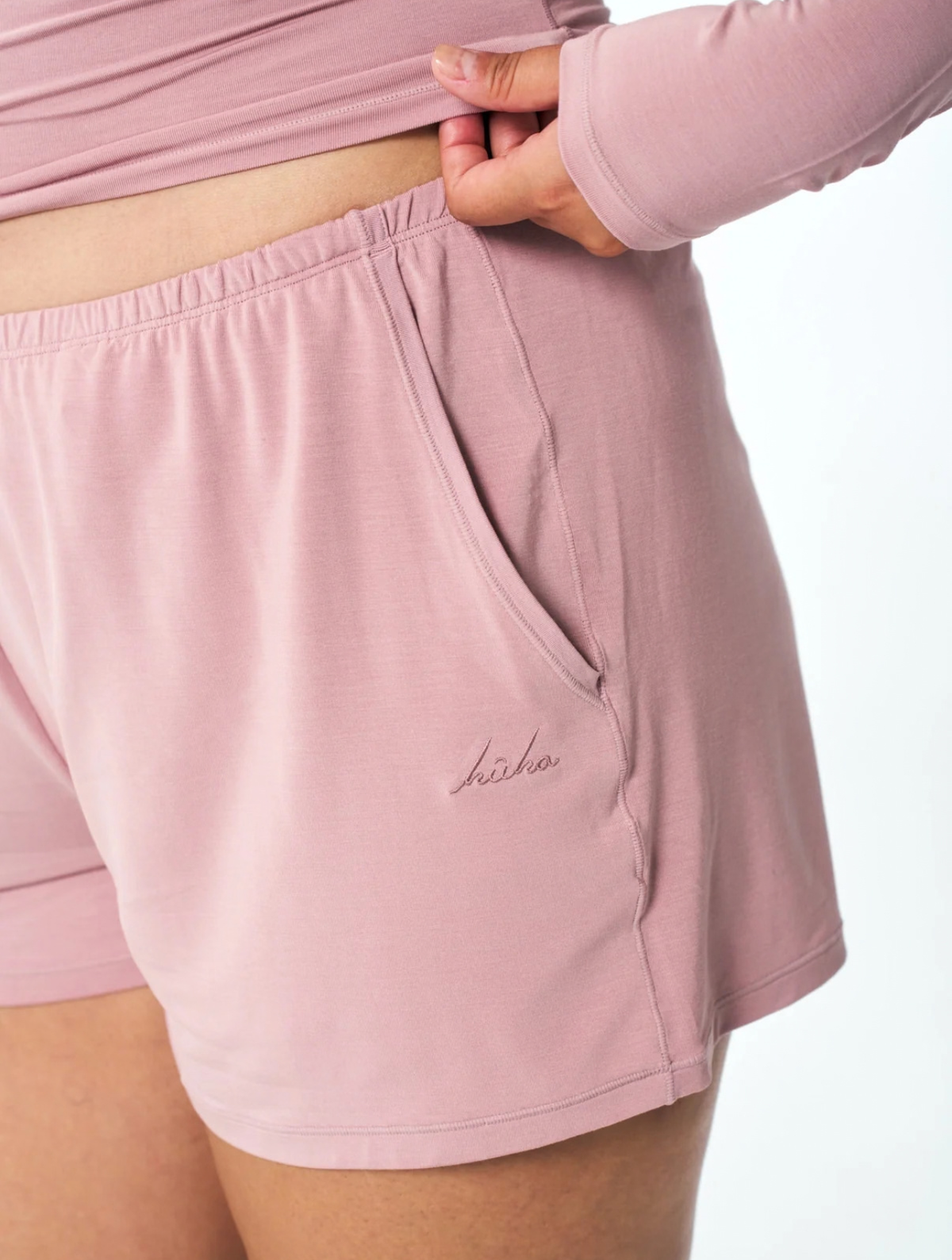 Everywhere Short