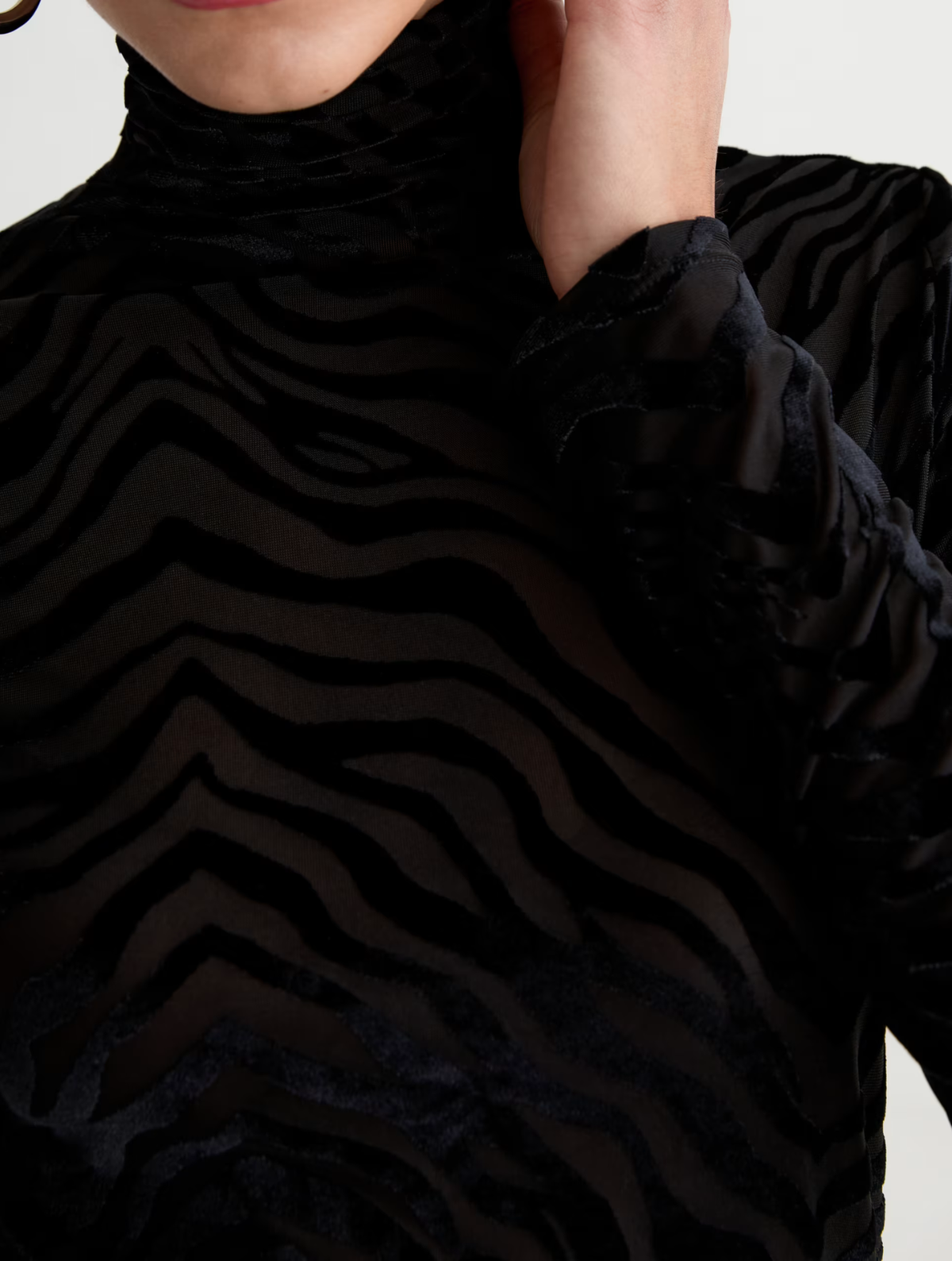 Chels Velvet Turtleneck