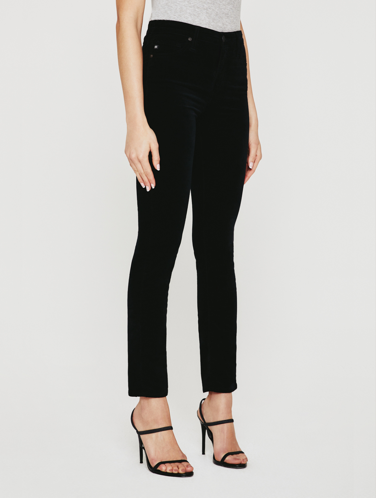 Mari High Rise Slim Straight