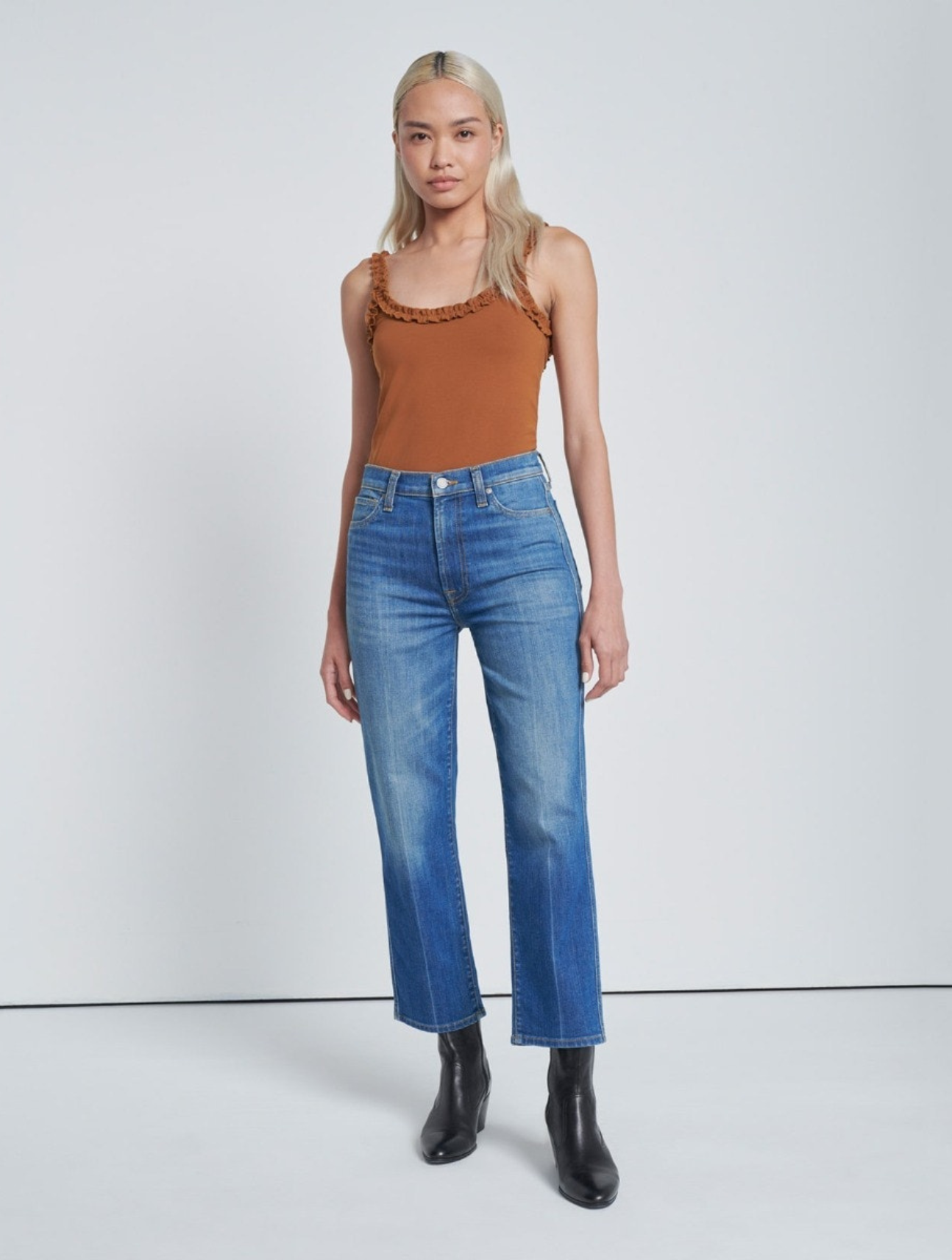High Waisted Cropped Straight